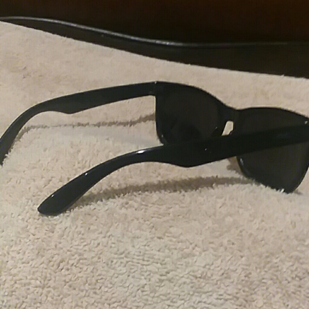 Sunglasses - Picture 2 of 2